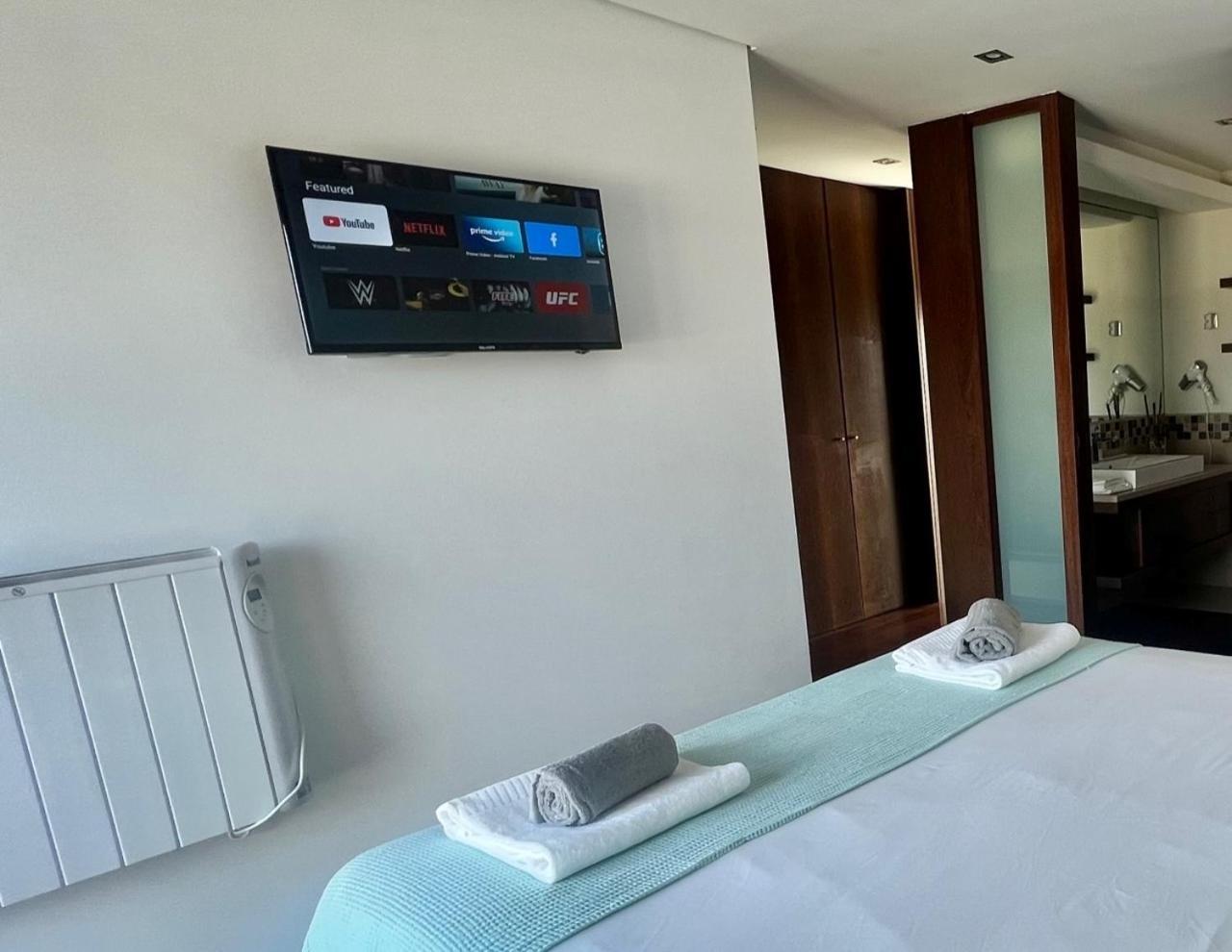 O Cantinho Entre A Ria E O Mar - With Hot Water Pool All Year Round Торрейра Екстер'єр фото